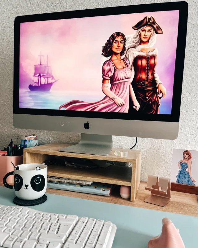 Es ist so weit - na schön, ein paar Wochen sind es noch 😄 Aber ganz, ganz bald geht Whispering Waves in eine neue, leicht überarbeitete Version und wird bei @tolino_media erscheinen. Damit könnt ihr es auch über den stationären Buchhandel beziehen.

Heute gibt es schon einen kleinen Vorgeschmack, denn @cara_yarash und ich haben entschieden, für diese Version ein wunderschön illustriertes Cover anzufertigen, das dem Charme des alten treu bleibt. Die Illustration stammt natürlich von der talentierten @kristinheldrung ❤️ Ist sie nicht wahnsinnig schön? 

Bald seht ihr auch schon das fertige Cover und wir verraten euch noch ein paar Details, wieso ihr die neue Auflage in eurem Leben braucht 🤭 Bis dahin giggeln wir noch ein wenig vor uns hin und freuen uns auch über den super lieben Blurb von @babsischwarz_autorin ❤️ Babsi ist selbst unter anderem auch Autorin und schreibt großartige Geschichten. Da sie ebenfalls grandiose Pirat*innen schreibt, freuen wir uns umso mehr über ihre lieben Worte zu Whispering Waves:

„Beim Lesen kann man das Salz auf der Zunge schmecken, die Brise im Nacken und das Kribbeln von Abenteuer und Liebe im Bauch spüren. Meine liebste Sapphic Pirate Romance!“

Auf gehts ins Abenteuer auf der Carolina. Mit neuen Überraschungen, die euch schon erwarten …

#whisperingwaves #bookstagramgermany #autorinnenleben #autorenaufinstagram #piraten #piratenbuch #sapphicbooks #sapphicbücher #lesen #leseliebe #leseempfehlung #buchliebe #bücher #buchverrückt #buchliebhaber